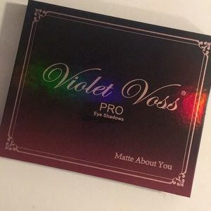 Violet Voss ‘Matte About You’ Palette